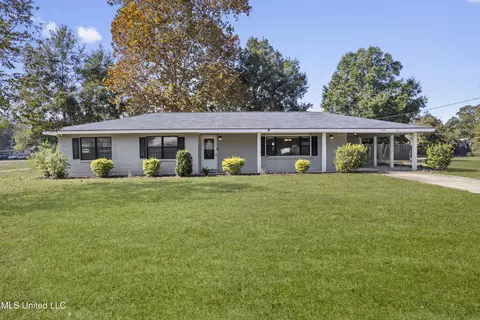 919 Oakleigh Ave, Gulfport, MS 39507