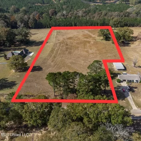 Hwy 13, Mendenhall, MS 39114