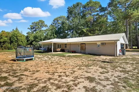 Exterior - 6156 S Highway 18, Brandon, MS 39042 photo 6 of 6