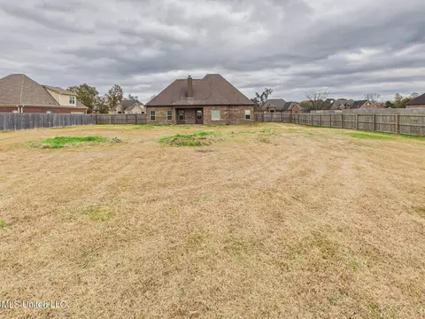 Exterior - 3419 Pecan Estates Dr, Hernando, MS 38632 photo 4 of 4
