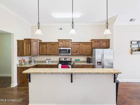 Kitchen - 3419 Pecan Estates Dr, Hernando, MS 38632 photo 1 of 3