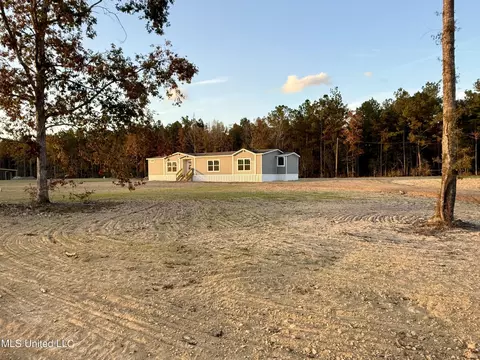 2037 Ceasar Trl, Bogue Chitto, MS 39629