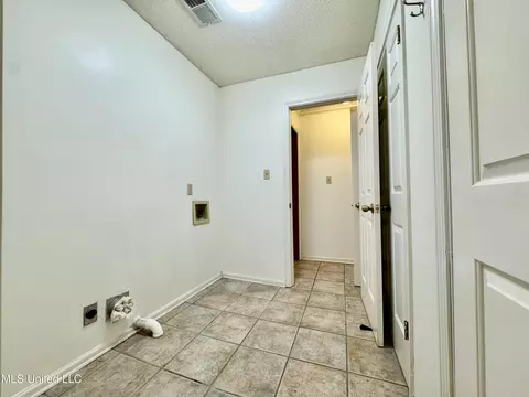 Other - 465 Augusta Dr, Hernando, MS 38632 photo 6 of 11