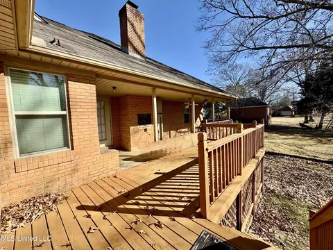 Exterior - 465 Augusta Dr, Hernando, MS 38632 photo 7 of 10