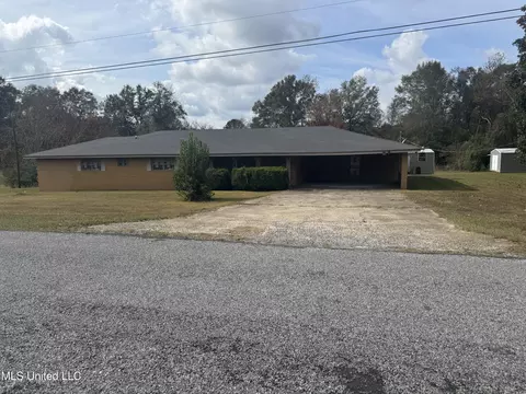 1033 Gertman Hill Rd, Mccomb, MS 39648