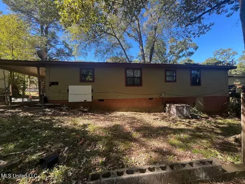 2112 Paden St, Jackson, MS 39204 photo 4