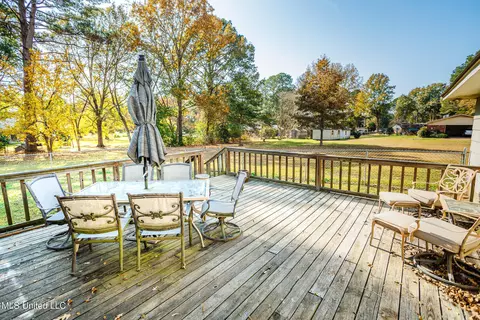 Exterior - 1336 Sunset Dr, Canton, MS 39046 photo 5 of 11