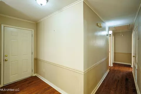 Entry Way - 1336 Sunset Dr, Canton, MS 39046 photo 1 of 1