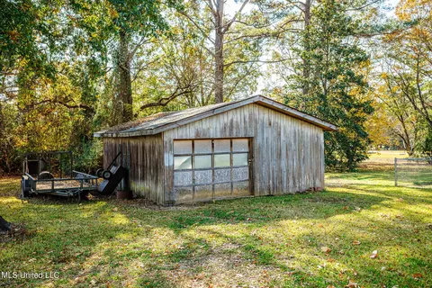 Exterior - 1336 Sunset Dr, Canton, MS 39046 photo 10 of 11