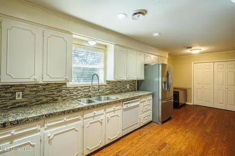 Kitchen - 1336 Sunset Dr, Canton, MS 39046 photo 1 of 2