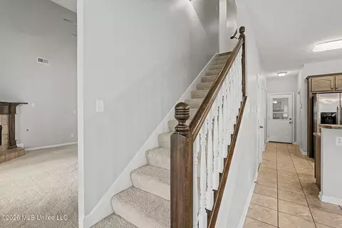 Entry Way - 3456 Susie Cir, Nesbit, MS 38651 photo 5 of 5