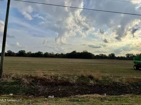 1250 Vfw Rd, Greenville, MS 38701