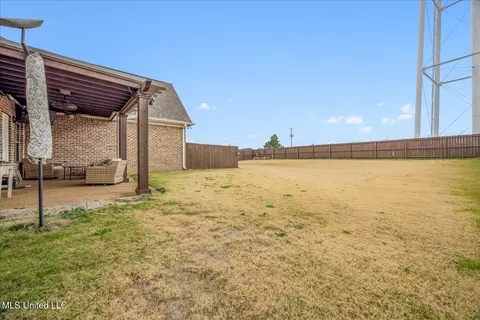Exterior - 2087 S Jefferson Loop, Hernando, MS 38632 photo 7 of 10