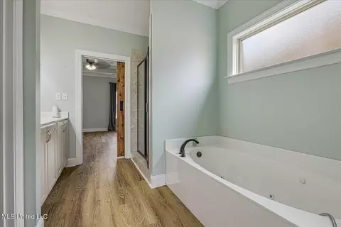 Entry Way - 2087 S Jefferson Loop, Hernando, MS 38632 photo 4 of 4