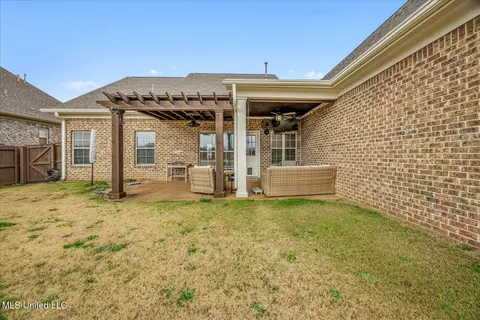 Exterior - 2087 S Jefferson Loop, Hernando, MS 38632 photo 8 of 10