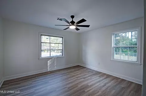 Bedroom - 4313 Ridgewood Rd, Jackson, MS 39211 photo 1 of 3