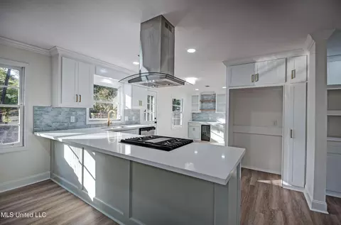 Kitchen - 4313 Ridgewood Rd, Jackson, MS 39211 photo 1 of 3