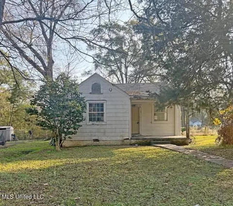 340 Broadview Dr, Jackson, MS 39209