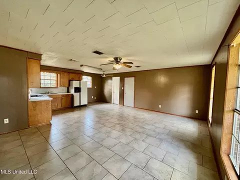 Living - 23 Topeka Jayess Rd, Jayess, MS 39641 photo 1 of 4