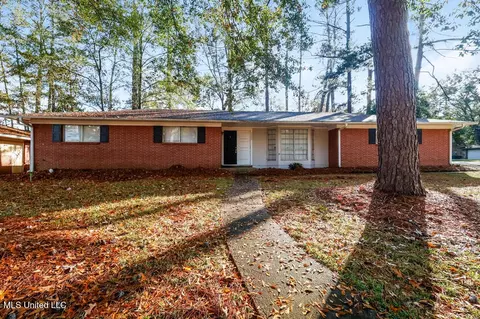 1157 Rosewood St, Jackson, MS 39212