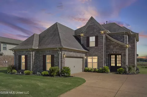 6603 W Broadwing Cir, Olive Branch, MS 38654