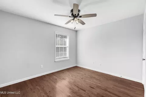 Bedroom - 401 Windchase Dr, Brandon, MS 39042 photo 3 of 6