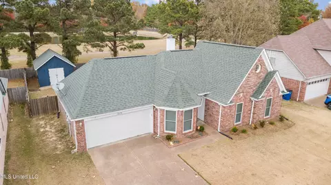 View/Area - 12694 Fox Run Dr, Olive Branch, MS 38654 photo 2 of 5