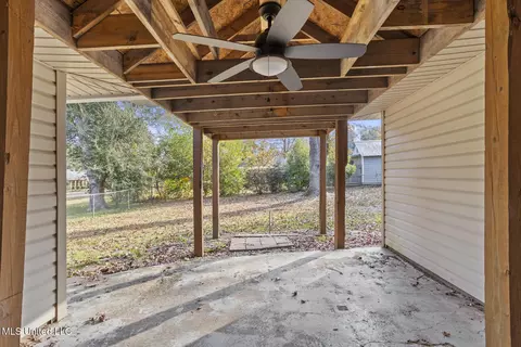 Exterior - 232 Lisa Cir, Madison, MS 39110 photo 4 of 6