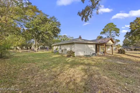 Exterior - 232 Lisa Cir, Madison, MS 39110 photo 5 of 6