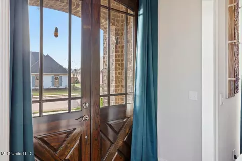 Entry Way - 151 Amethyst Dr, Brandon, MS 39047 photo 1 of 1