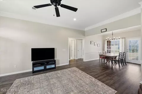 202 Cherry Bark Dr, Brandon, MS 39047 photo 6