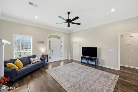 202 Cherry Bark Dr, Brandon, MS 39047 photo 7