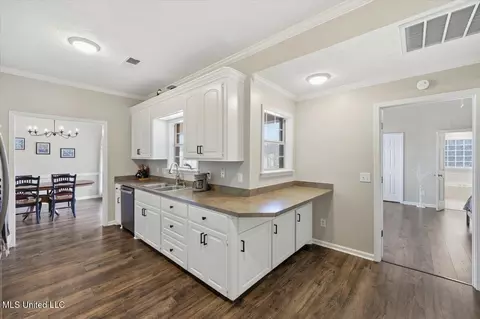 202 Cherry Bark Dr, Brandon, MS 39047 photo 12