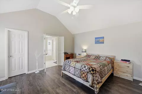 202 Cherry Bark Dr, Brandon, MS 39047 photo 17