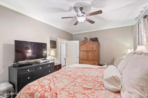 Bedroom - 3165 Grand Oaks Dr, Hernando, MS 38632 photo 2 of 5