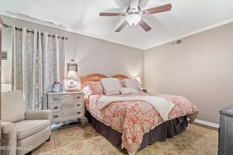 Bedroom - 3165 Grand Oaks Dr, Hernando, MS 38632 photo 1 of 5