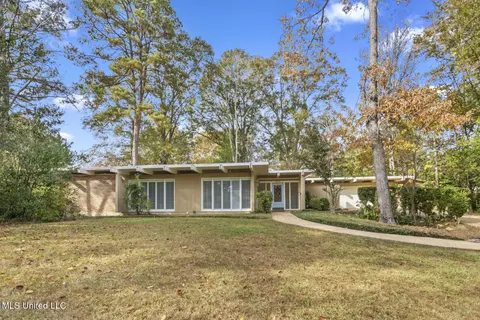 1972 Aztec Dr, Jackson, MS 39211