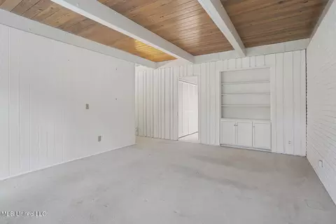 Living - 1972 Aztec Dr, Jackson, MS 39211 photo 6 of 6