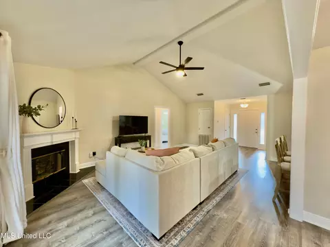Living - 7315 Ahi Dr, Diamondhead, MS 39525 photo 3 of 4
