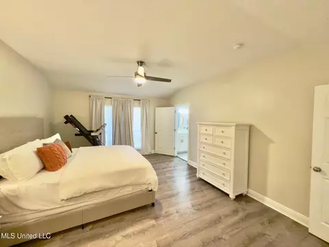 Bedroom - 7315 Ahi Dr, Diamondhead, MS 39525 photo 4 of 6