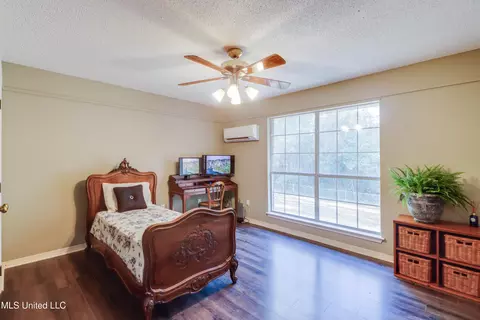 Bedroom - 19062 E Highland Dr, Saucier, MS 39574 photo 4 of 7