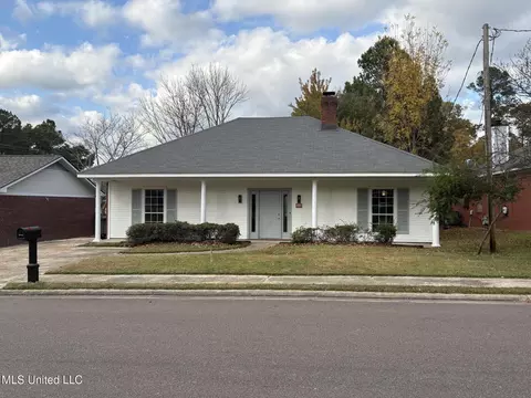 Exterior - 2030 Stockton Pl, Flowood, MS 39232 photo 10 of 11