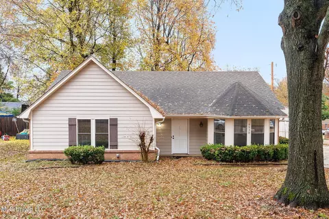 9930 Sequoia Ln, Olive Branch, MS 38654