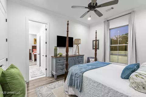 Bedroom - 419 Pilot Cir, Brandon, MS 39047 photo 7 of 10