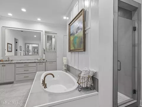 Bath - 419 Pilot Cir, Brandon, MS 39047 photo 5 of 8