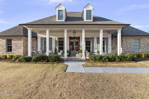 Exterior - 419 Pilot Cir, Brandon, MS 39047 photo 2 of 19
