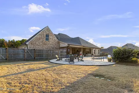 Exterior - 419 Pilot Cir, Brandon, MS 39047 photo 13 of 19