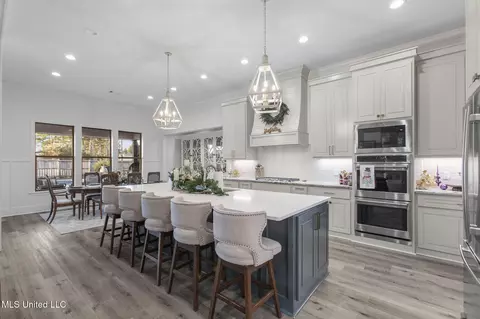 Kitchen - 419 Pilot Cir, Brandon, MS 39047 photo 2 of 4