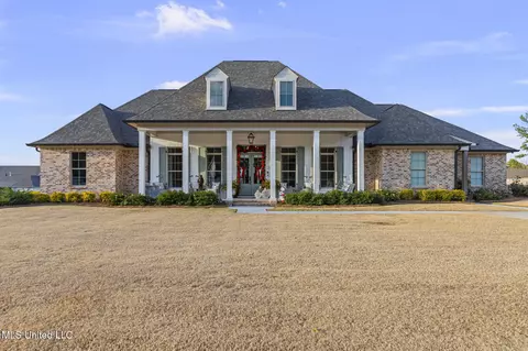 419 Pilot Cir, Brandon, MS 39047