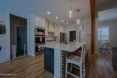 Kitchen - 3751 Madison Ridge Dr, Hernando, MS 38632 photo 2 of 2